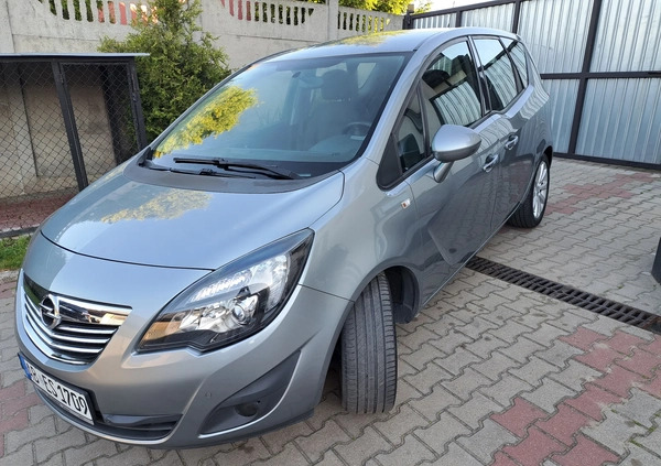 Opel Meriva cena 24800 przebieg: 173500, rok produkcji 2011 z Jarocin małe 232
